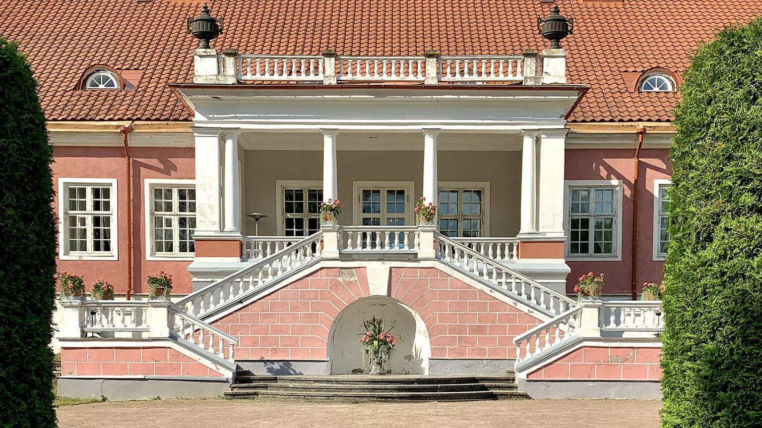 Sagadin kartano Lahemaan kansallispuistossa