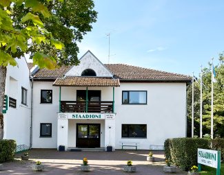 Staadioni hotelli Kuressaaressa